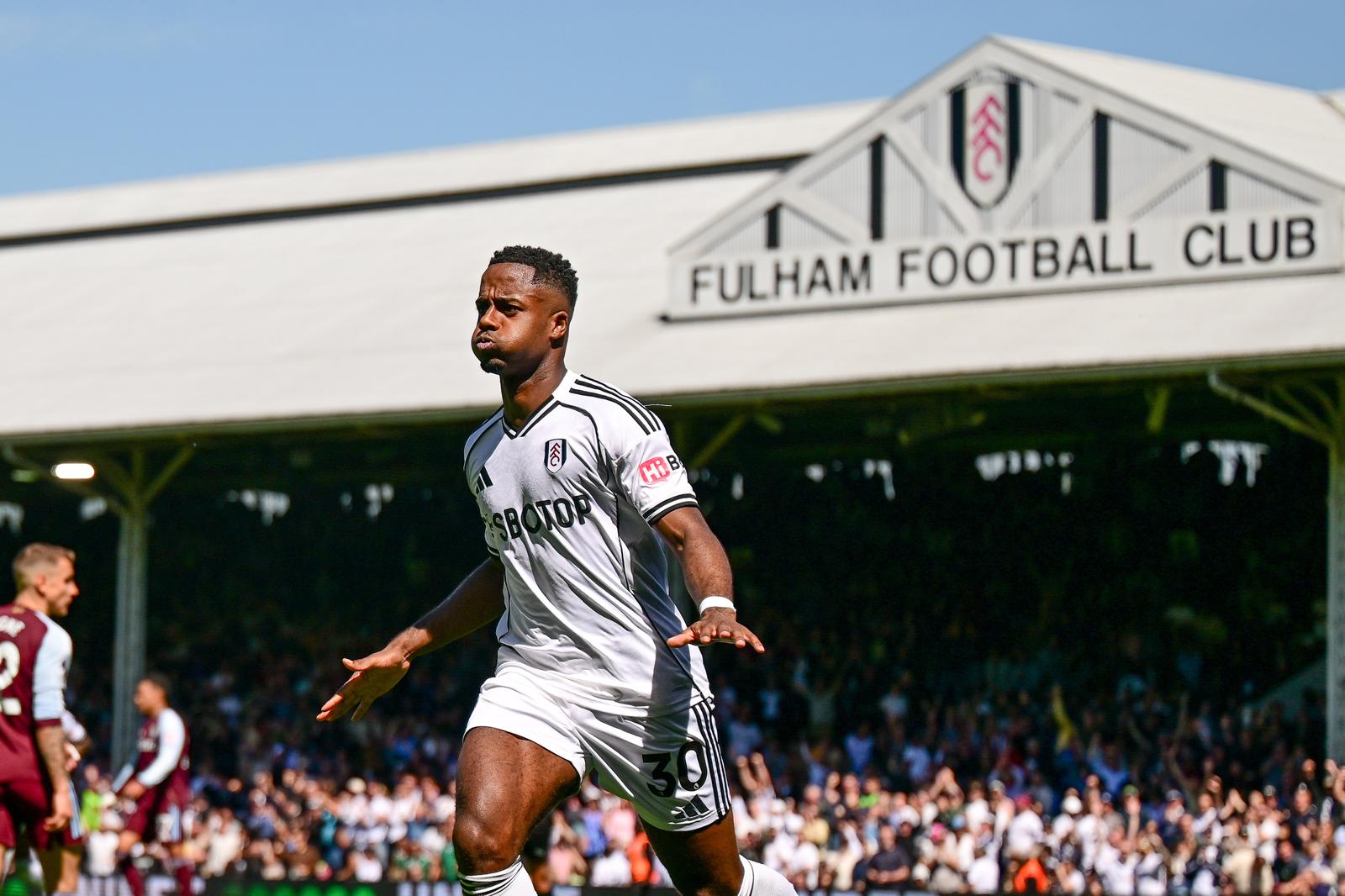 GOAL Fulham defender Ryan Sessegnon (30) scores a goal and celebrates 1-0 during the Premier League match between Fulham and Aston Villa at Craven Cottage, London, UK on 25 April 2026.